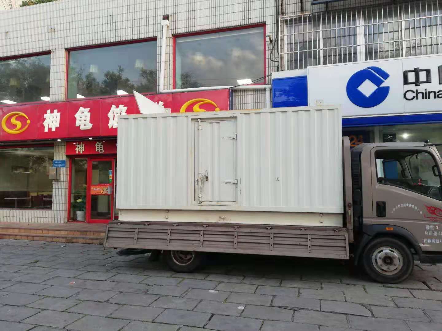 奈曼出租发电机-柴油发电机组错误的启动方式